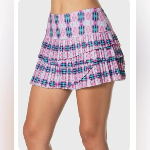 NWT Lucky in Love Women's Tennis Skort Pink Blue Geometric Stretch Lightweight - Picture 2 of 4